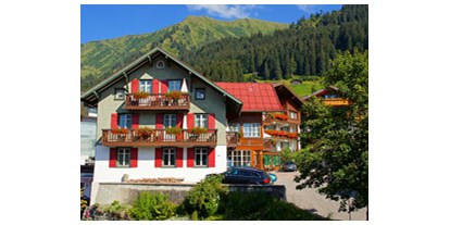 Hotels und Ferienwohnungen im Oberallgäu - Vorteilskarte: Allgäu-Walser-Card - Riezlern Riezlern - Ort - Altes Doktorhaus