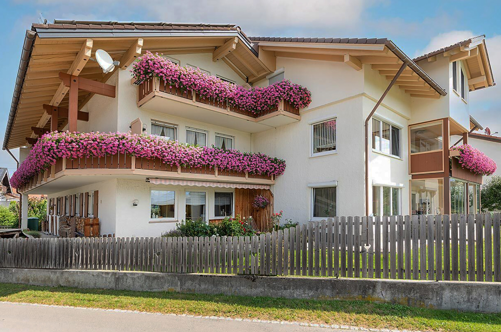 Hotels und Ferienwohnungen im Oberallgäu - Ausstattung: bedingt allergikergerecht - Bayern - Gästehaus - Ferienwohnungen Mein Landhaus Burgberg - Mein Landhaus Burgberg - Ferienwohnungen und Gästezimmer