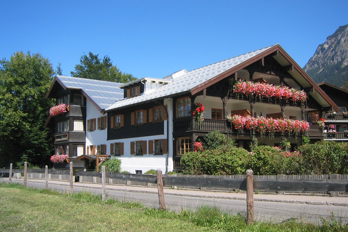 Unterkunft im Allgäu: Ferienwohnungen Oberstdorf - Gästehaus Besler - Besler - Gästehaus & Ferienwohnungen