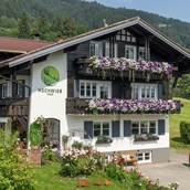 Gastgeber im Oberallgäu: Ferienwohnungen im Allgäu - Haus Hochwies in Bolsterlang - Haus Hochwies - Ferienwohnungen in Bolsterlang im Allgäu