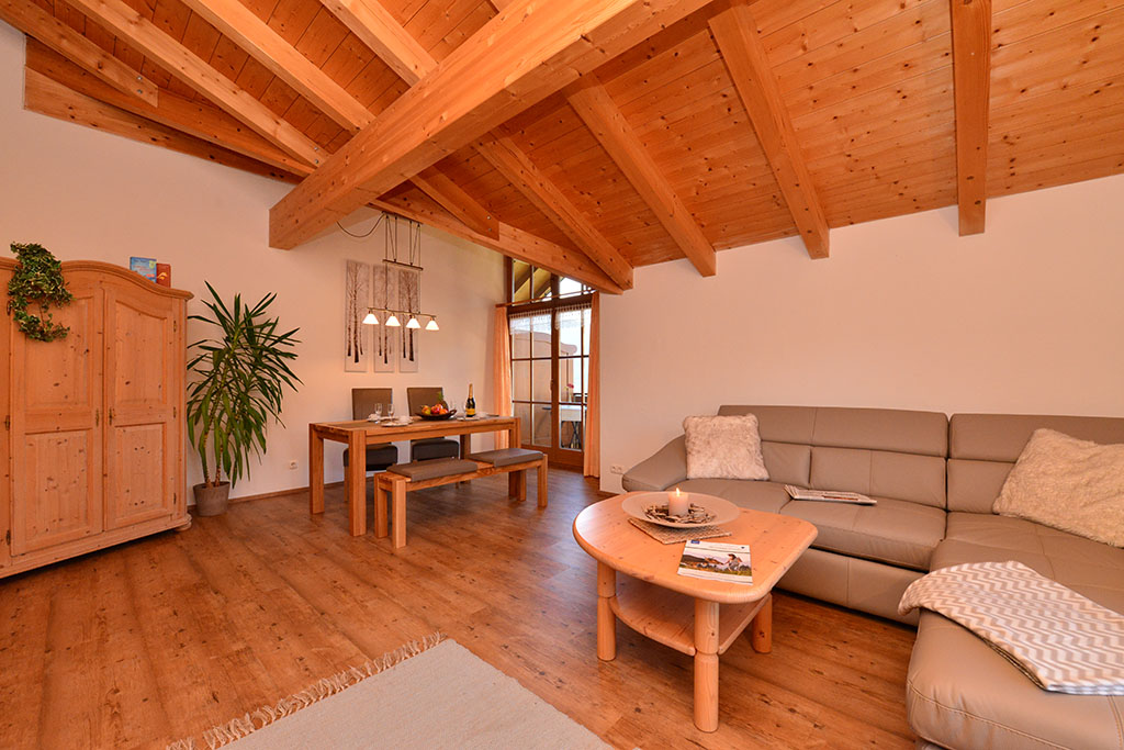 Unterkunft im Allgäu: Ferienwohnungen Obermaiselstein - Landhaus Milena - 3Landhaus Milena - Ferienwohnungen Obermaiselstein