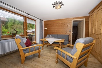 Gastgeber im Oberallgäu: Landhaus Schmid - Ferienwohnungen in Obermaiselstein im Oberallgäu - Ferienwohnungen Landhaus Schmid