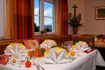 Unterkunft im Allgäu: Hotel im Oberallgäu - Berghotel Sonnenklause - Berghotel Sonnenklause über dem Illertal im Oberallgäu