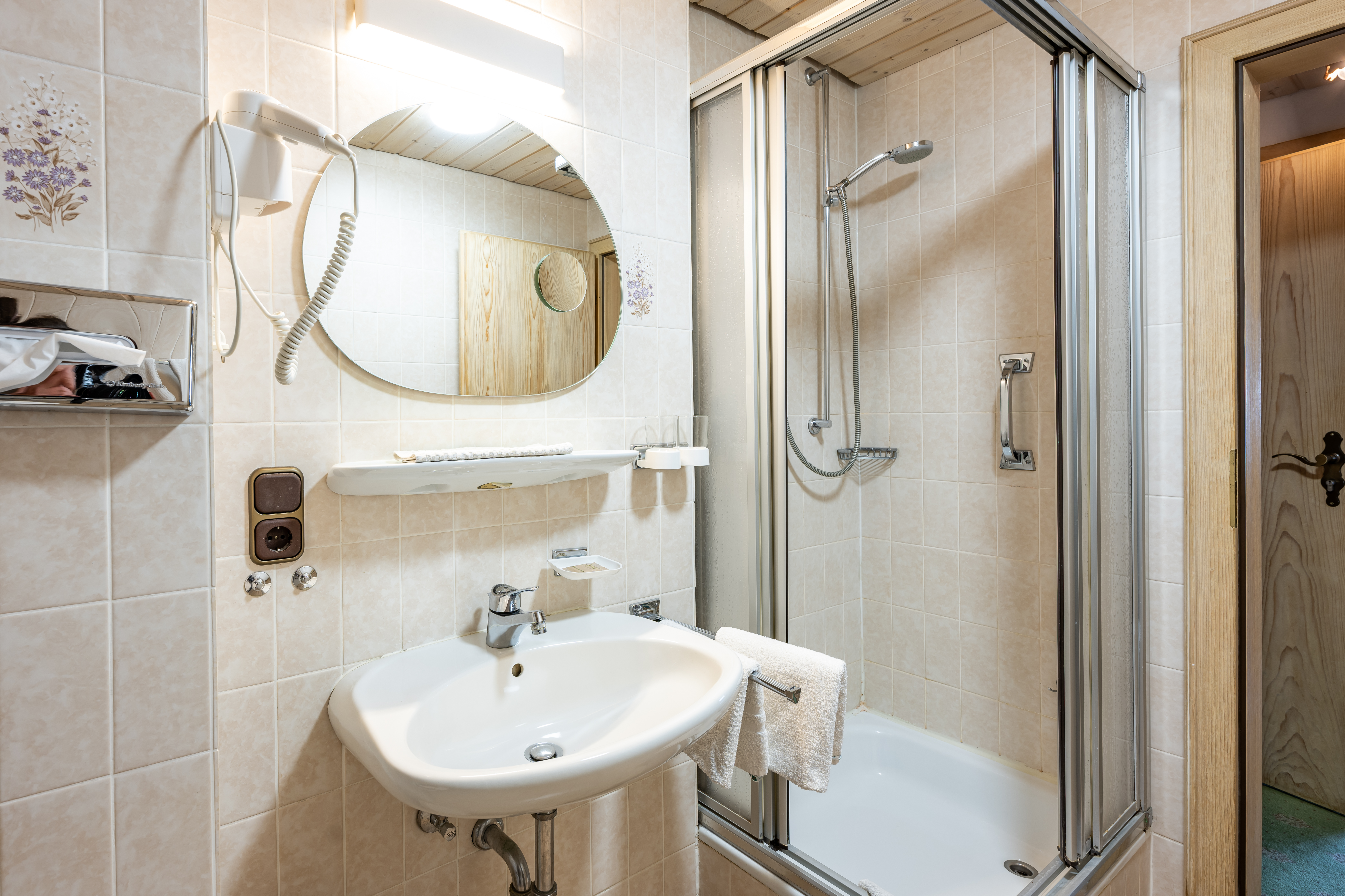 Unterkunft im Allgäu: Haus Widdersteinblick - Riezlern im Kleinwalsertal - Haus Widdersteinblick - Ferienwohnungen & Frühstückspension