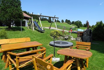Unterkunft im Allgäu: Familienurlaub auf dem Bergbauernhof im Oberallgäu - Bergbauernhof Rief in Rettenberg im Allgäu