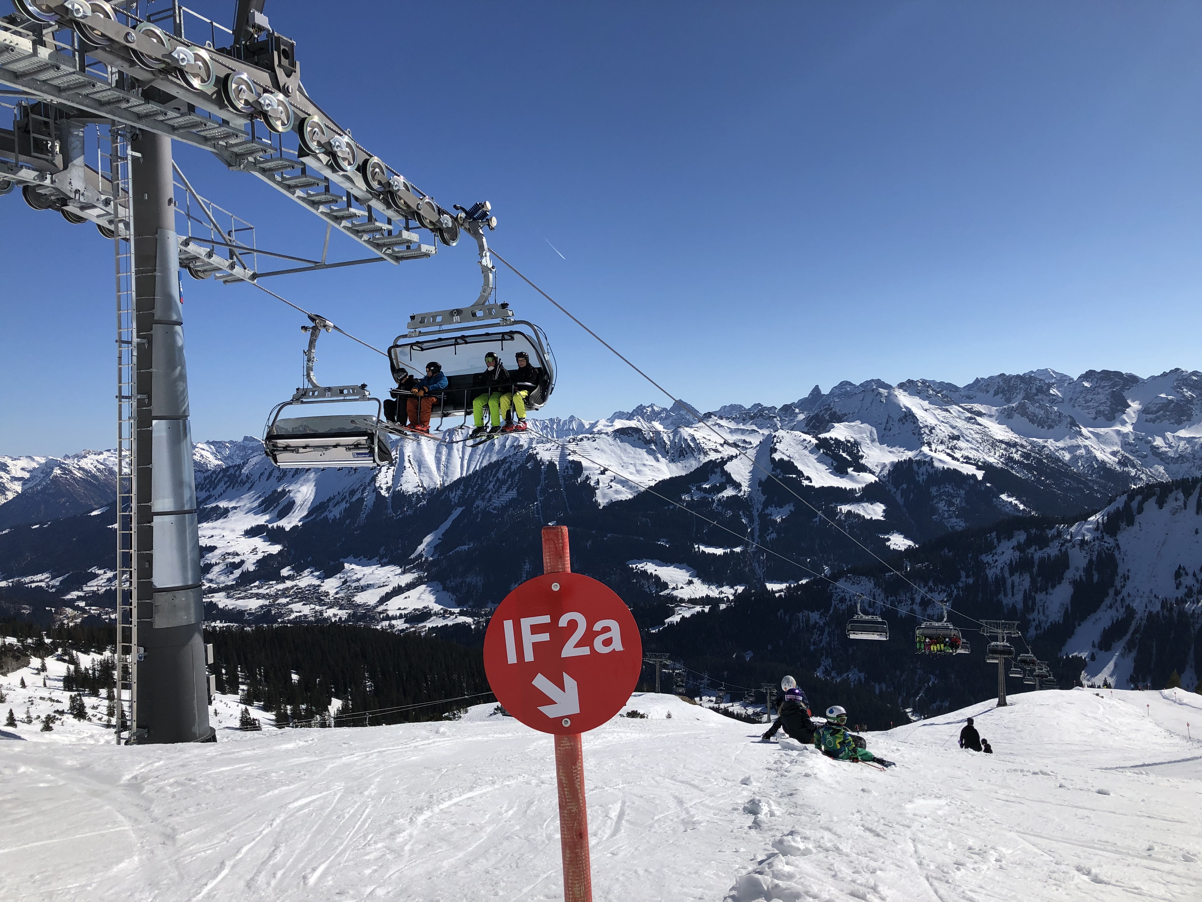 Unterkunft im Allgäu: Gästehaus Strasser - Appartements im Kleinwalsertal - Gästehaus Strasser - Appartements im Kleinwalsertal