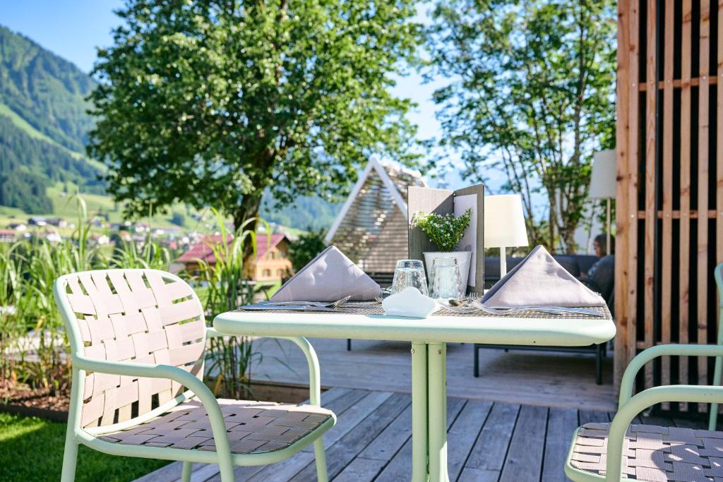 Unterkunft im Allgäu: Genuss- Aktivhotel Sonnenburg in Riezlern im Kleinwalsertal - Genuss- Aktivhotel Sonnenburg in Riezlern im Kleinwalsertal