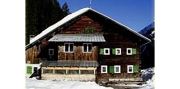 hotels-und-ferienwohnungen-im-oberallgaeu - Unterkunftsart: Gruppenunterkunft - Österreich - Vorderbodenhütte - Familie Schwendiger