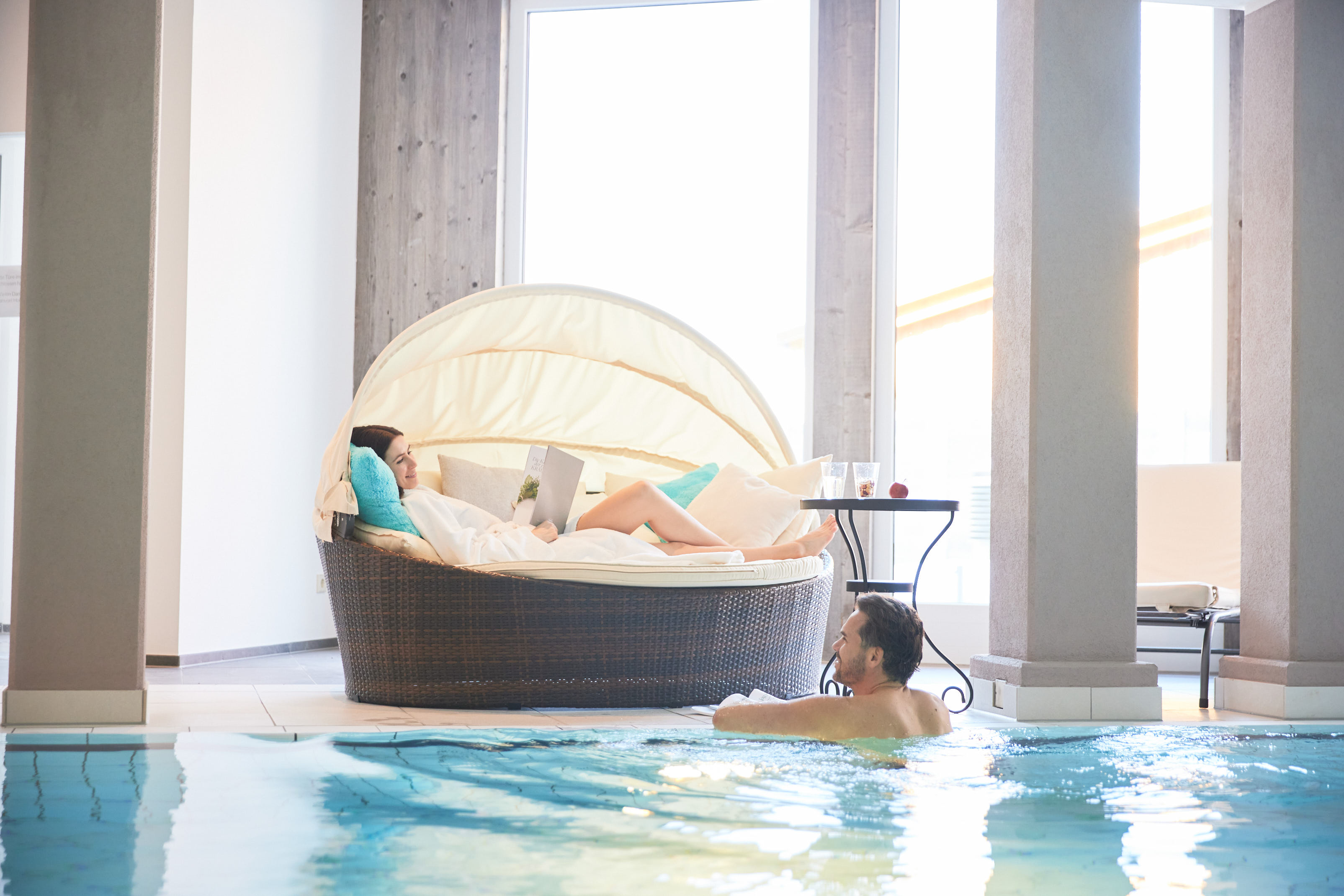 Unterkunft im Allgäu: Hanusel Hof Innenpool - Hanusel Hof 4*-S Hotel Golf, Wellnees, Genuss und Natur in Panoramalage