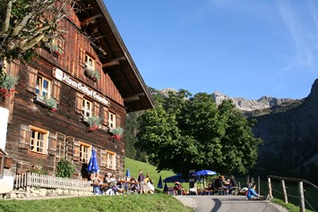 Unterkunft im Allgäu: Am Sonnenbichl - Ferienwohnungen in Schöllang im Allgäu