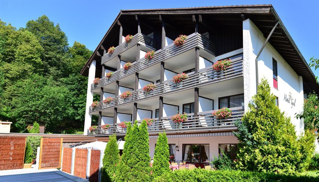 Unterkunft im Allgäu: Tyrol - Hotels in Oberstaufen im Allgäu - Hotel Tyrol in Oberstaufen im Allgäu