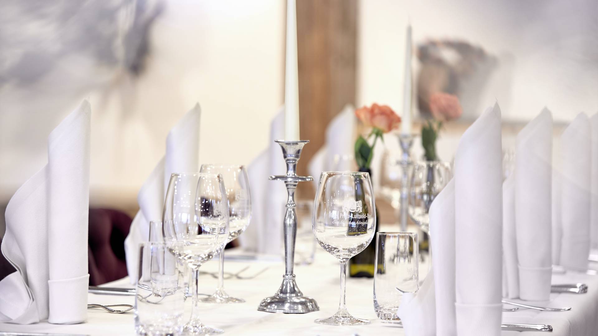 Veranstaltungen im Oberallgäu: Valentinstag & Weinabend im Prinz-Luitpold-Bad - Valentinstag & Weinabend im Prinz-Luitpold-Bad