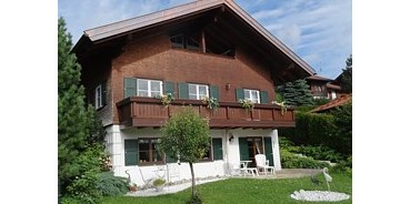 hotels-und-ferienwohnungen-im-oberallgaeu - Ausstattung: Garage / Carport - Obermaiselstein - Sonne - Landhaus