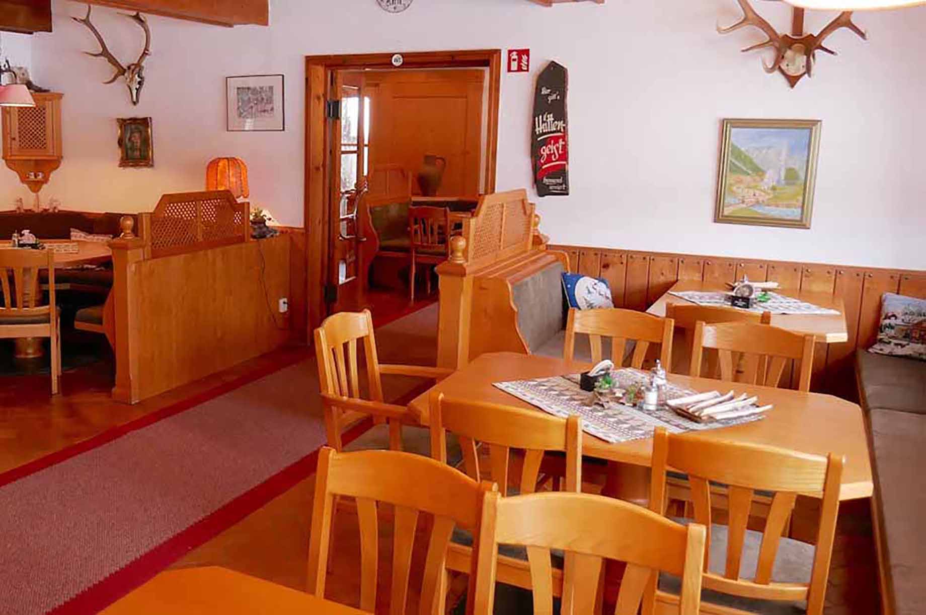 Unterkunft im Allgäu: Hotel Waidmannsheil - Café & Restaurant in Hinterstein im Allgäu - Hotel Waidmannsheil - Café & Restaurant in Hinterstein