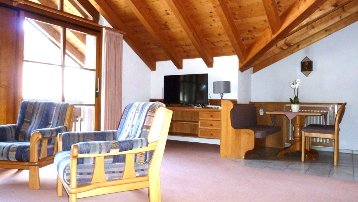 Unterkunft im Allgäu: Haus Cental - Ferienwohnungen in Oberstdorf im Allgäu - Haus Central - Ferienwohnungen in Oberstdorf