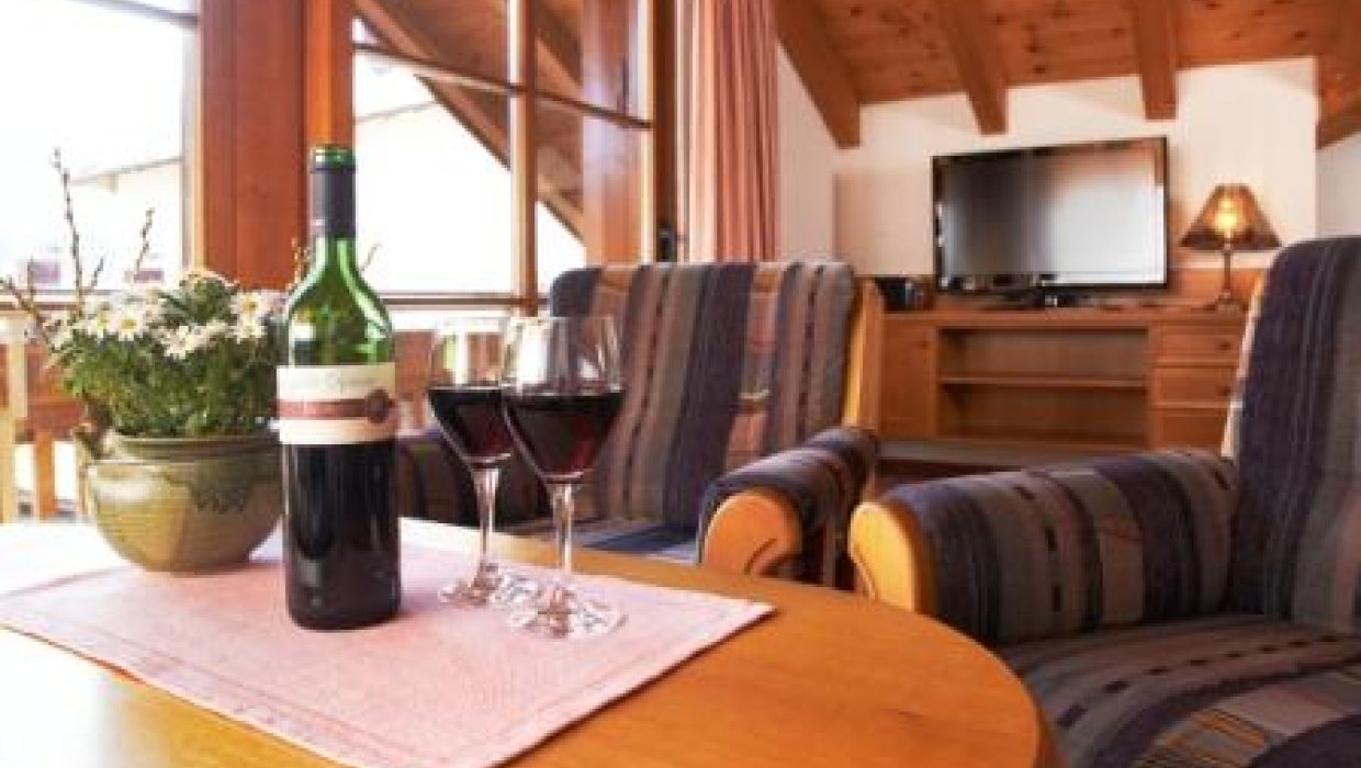 Unterkunft im Allgäu: Haus Cental - Ferienwohnungen in Oberstdorf im Allgäu - Haus Central - Ferienwohnungen in Oberstdorf