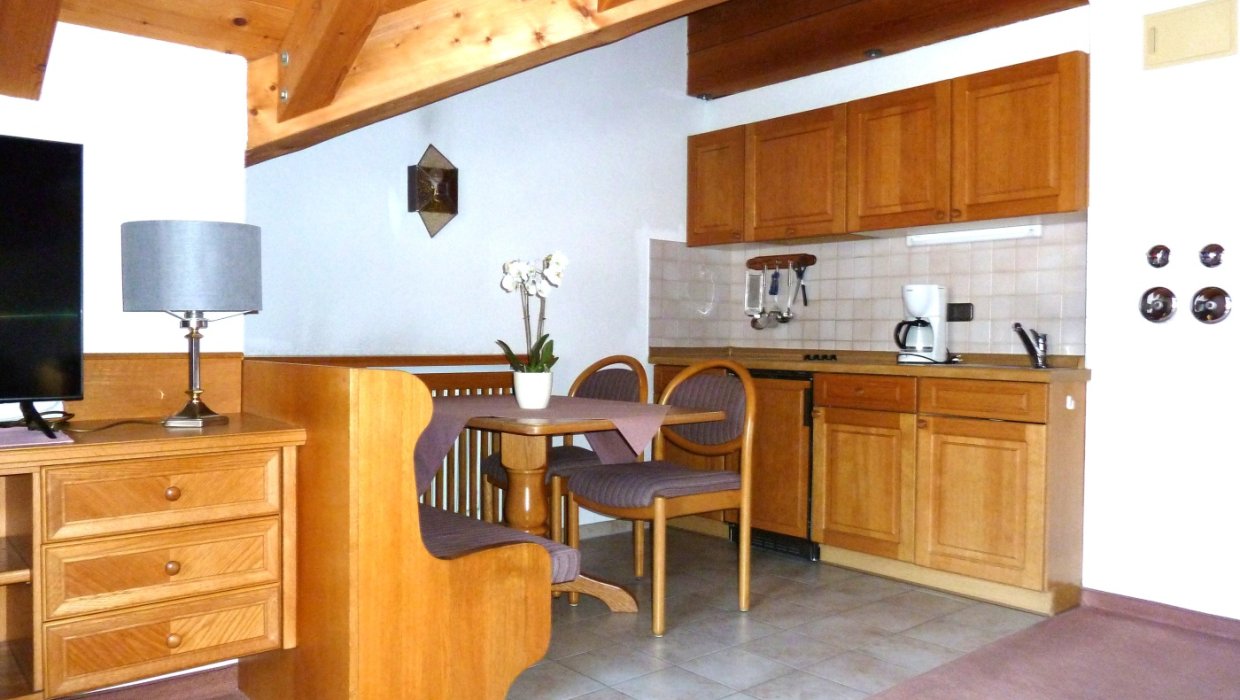 Unterkunft im Allgäu: Haus Cental - Ferienwohnungen in Oberstdorf im Allgäu - Haus Central - Ferienwohnungen in Oberstdorf