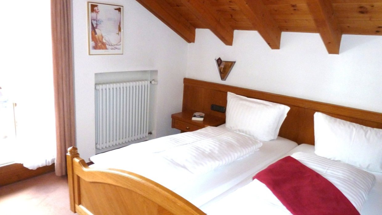 Unterkunft im Allgäu: Haus Cental - Ferienwohnungen in Oberstdorf im Allgäu - Haus Central - Ferienwohnungen in Oberstdorf