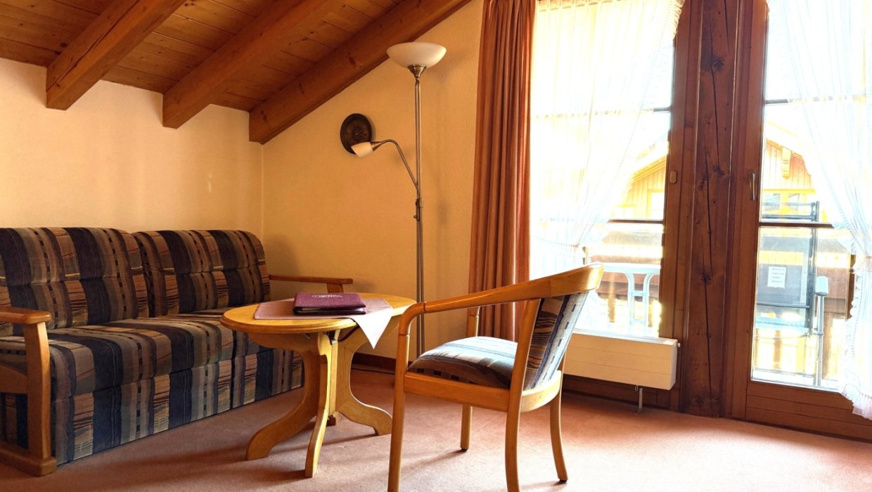 Unterkunft im Allgäu: Haus Cental - Ferienwohnungen in Oberstdorf im Allgäu - Haus Central - Ferienwohnungen in Oberstdorf