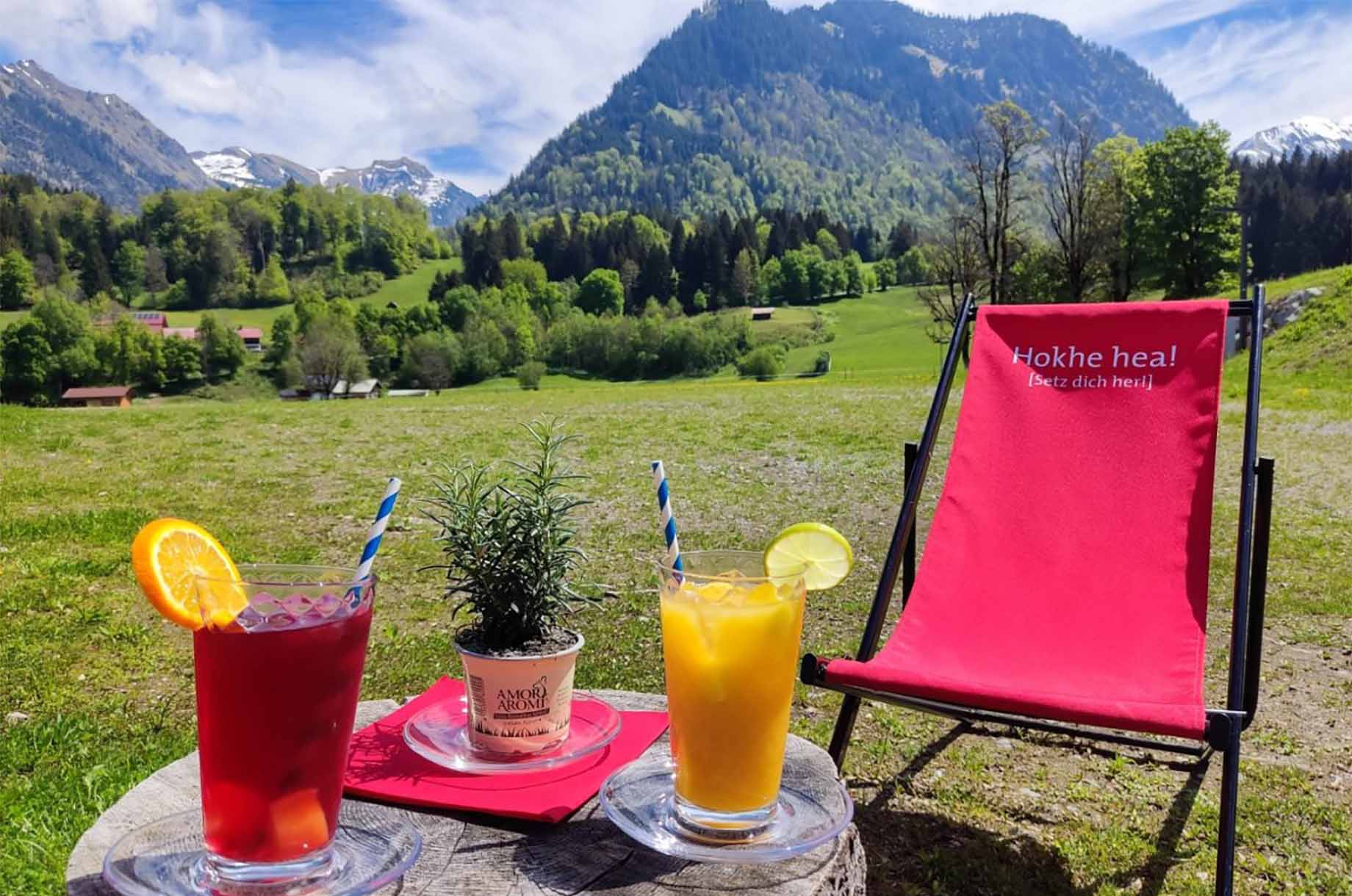 Hotels und Ferienwohnungen im Oberallgäu - Parken & Anreise: Anreise mit ÖPNV möglich - Nordic Zentrum Oberstdorf mit Nordic Café - Nordic Zentrum in Oberstdorf/Allgäu