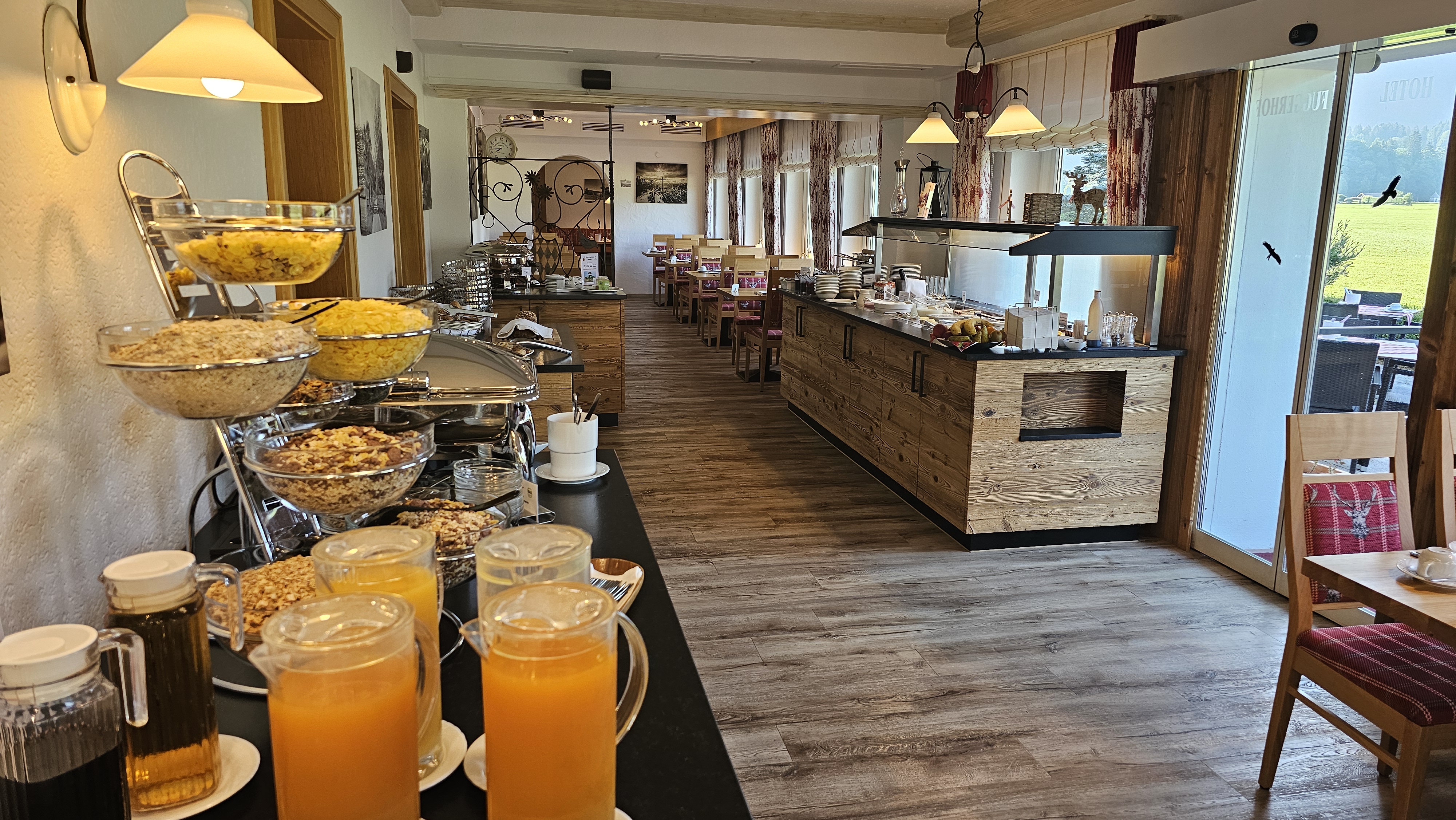 Unterkunft im Allgäu: Frühstücksbuffet im Hotel Fuggerhof - Hotel Fuggerhof - Ihr 3-Sterne Hotel in Oberstdorf