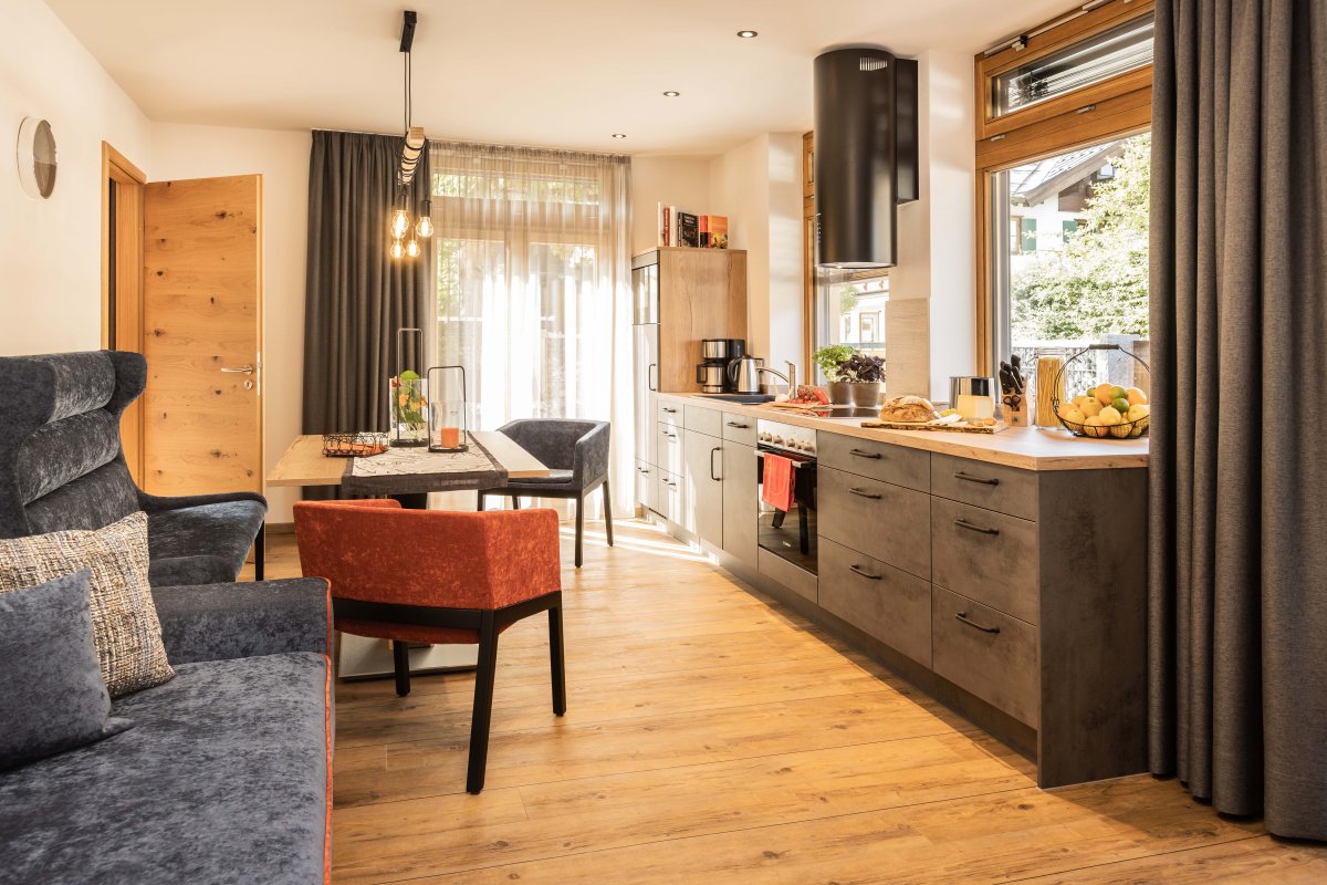 Hotels und Ferienwohnungen im Oberallgäu - Ausstattung Ferienwohnungen / Zimmer: Spülmaschine - Oberstdorf Oberstdorf - Ort - Casatina - Ferienwohnungen im Herzen von Oberstdorf - Casatina - Ferienwohnungen im Herzen von Oberstdorf 